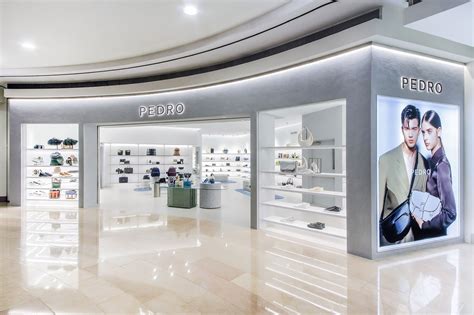 fashion 101 store.